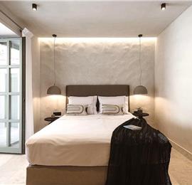 5 bedroom villa with indoor and outdoor pool in Chania town, sleeps 10